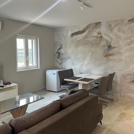 Apartman Linda Daire Cres Dış mekan fotoğraf